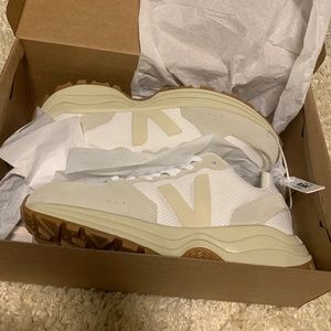 Venturi Veja Brand New White Pierre natural